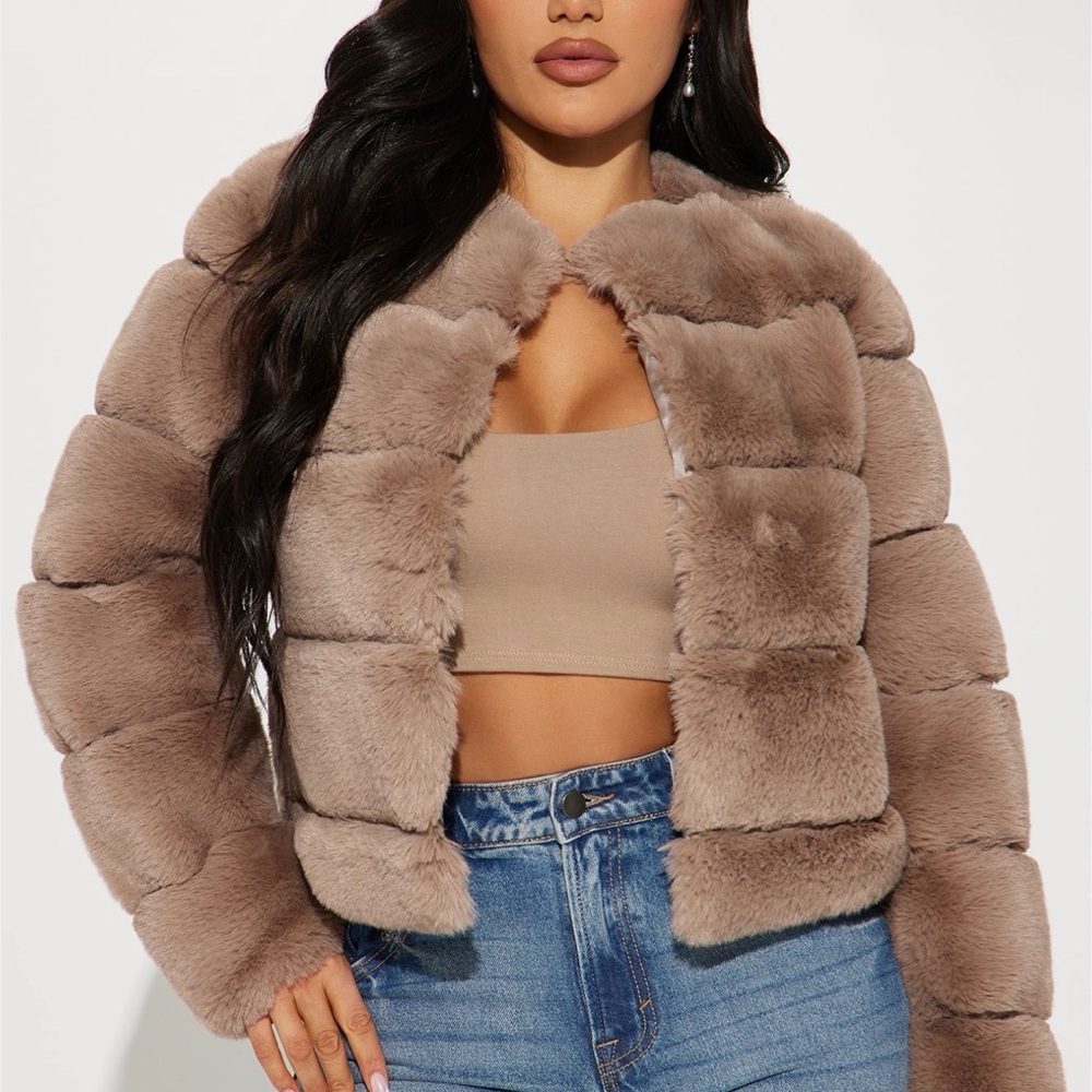 Fashion Nova Plush Teddy coat in Brown